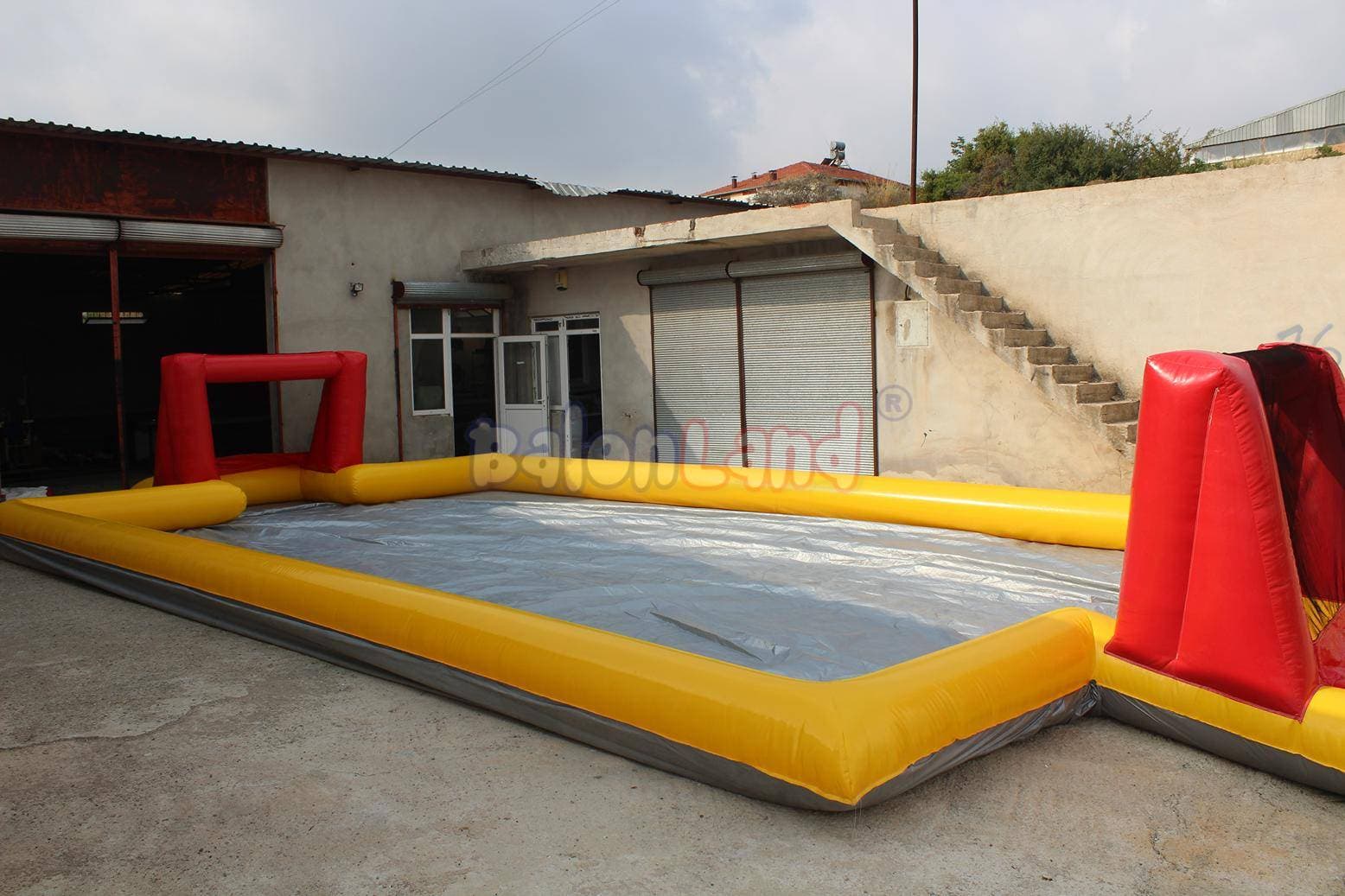 Şişme Sulu Futbol